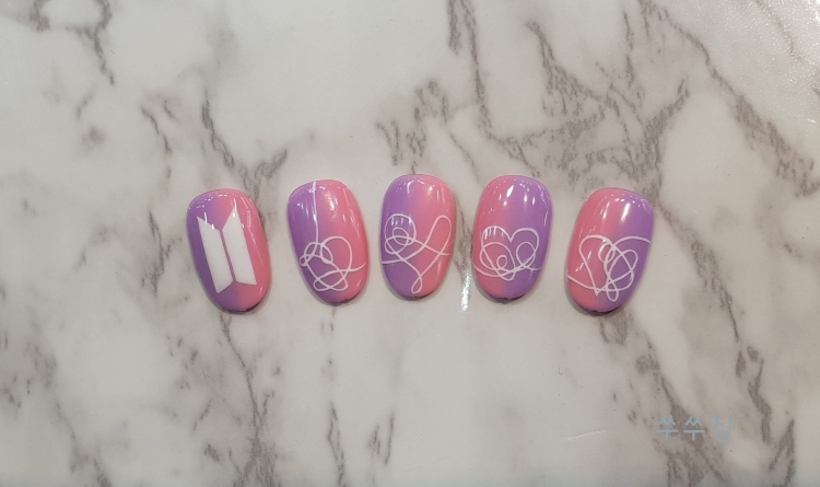 Корейский маникюр БТС Love yourself