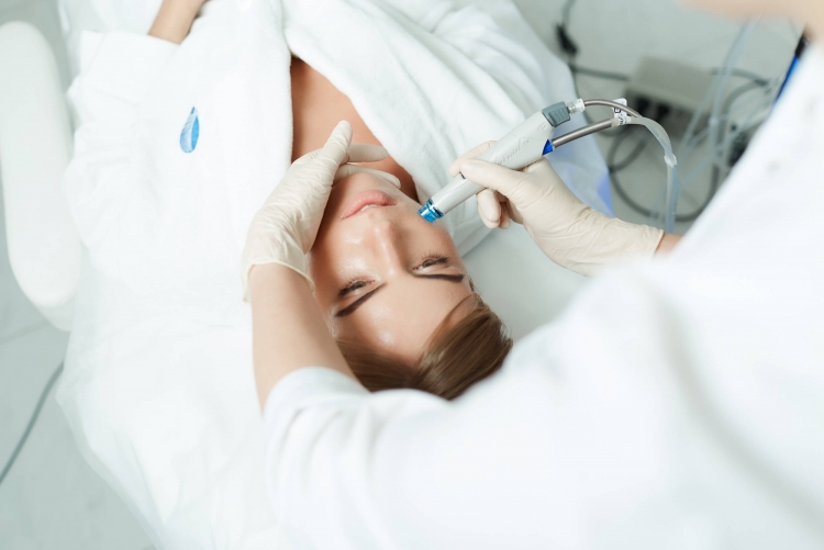 Чистка HYDRAFACIAL