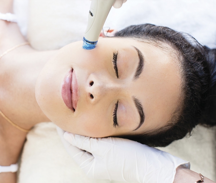 Вакуумный гидропилинг HYDRAFACIAL