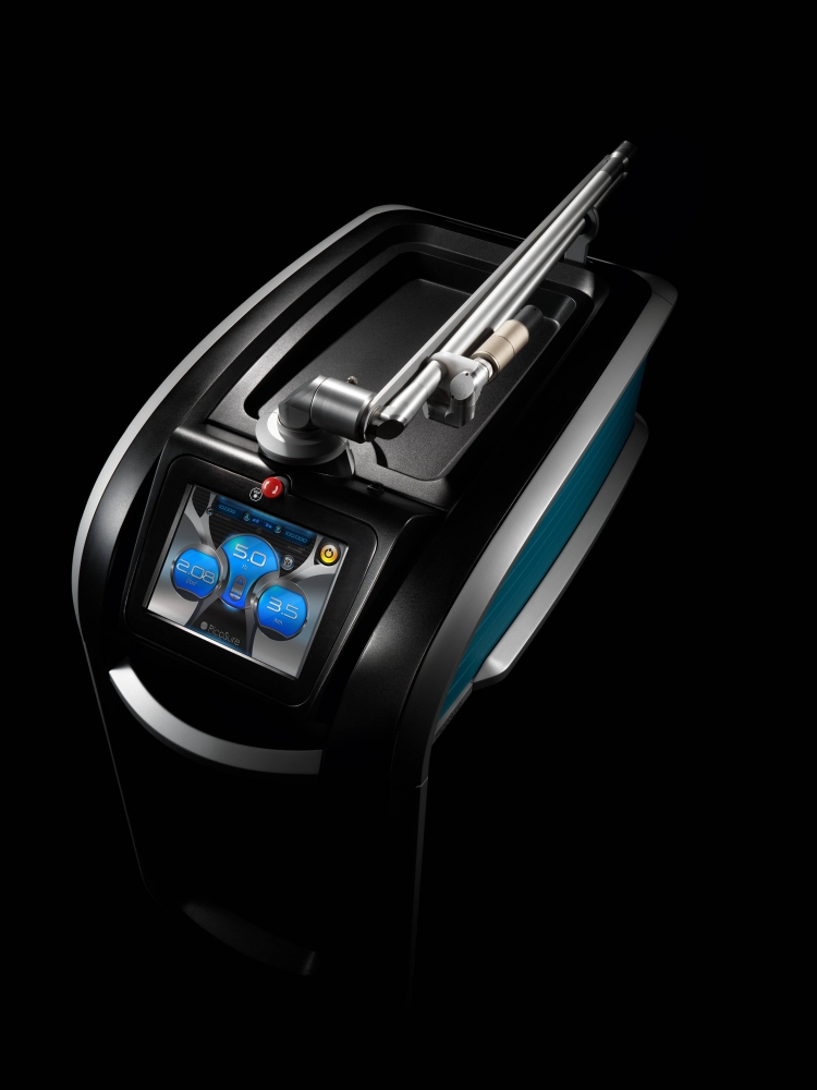 Zita Micro-Picosure Laser