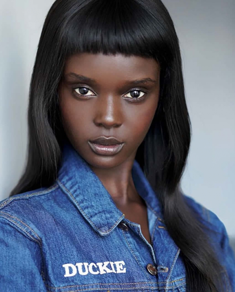Модель даки тот (Duckie thot)