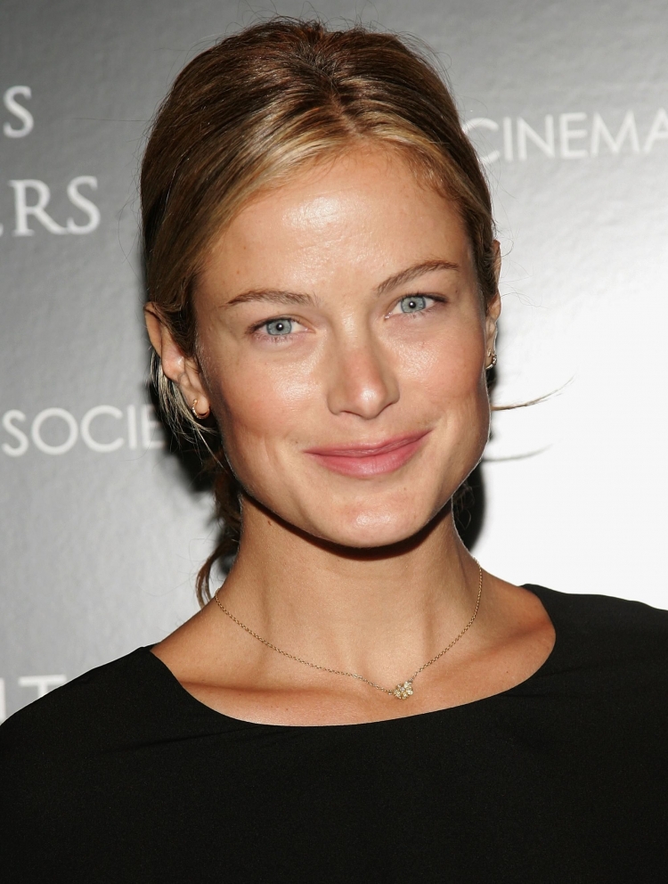 Carolyn Murphy portrait