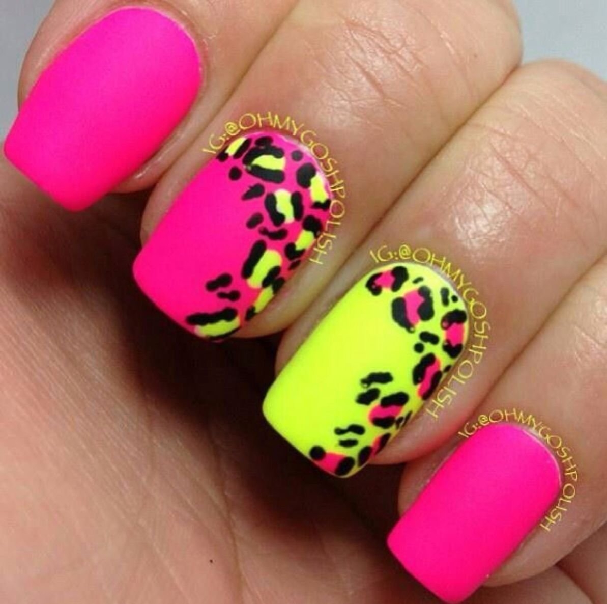 Кислотные ногти дизайн. Яркий маникюр. Ногти яркие летние. Яркие разноцветные ногти. Яркие розовые ногти.