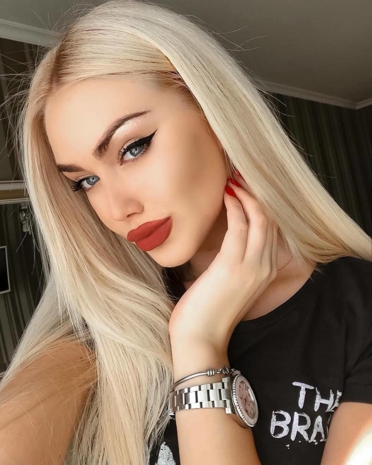 Полина Алешина