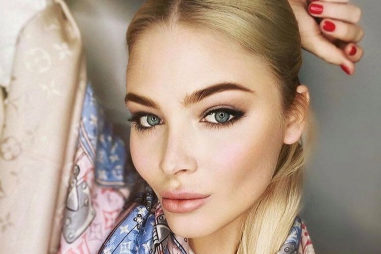 Алёна Шишкова лак