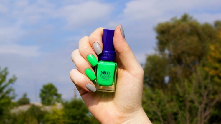 Christina Fitzgerald Crispy Apple Green