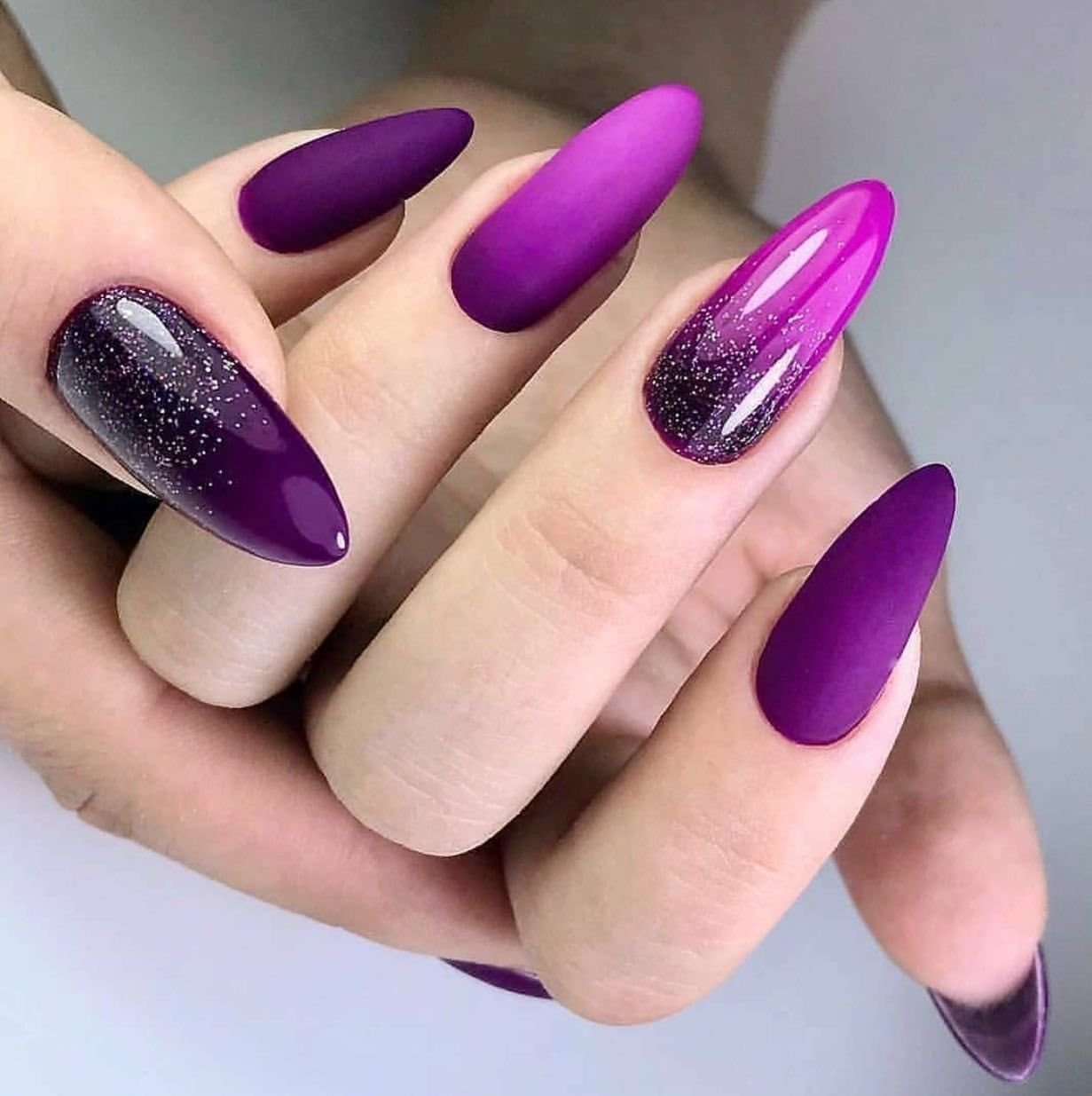 Идеи красивых ногтей. Фиолетовый маникюр. Фиолетовые ногти. Сиреневый маникюр. Сиреневые ногти.