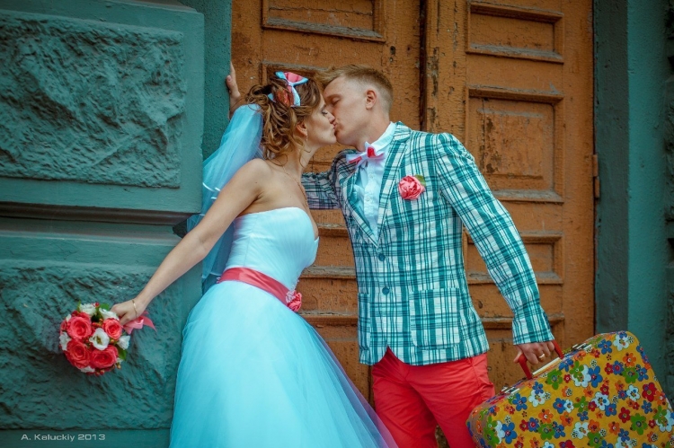 Невеста на свадьбе в стиляжном стиле