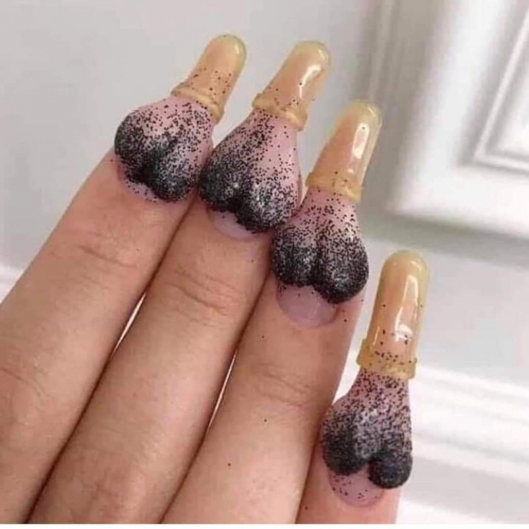 Ужасный маникюр