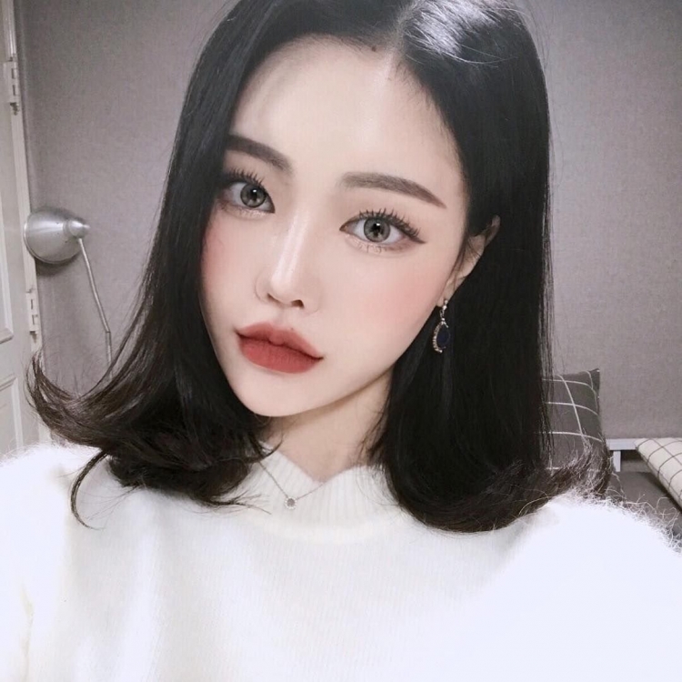 Park Hye min Pony
