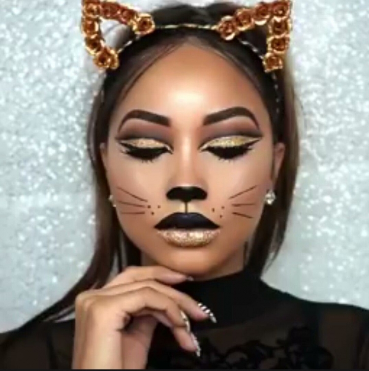 Макияж женщины кошки