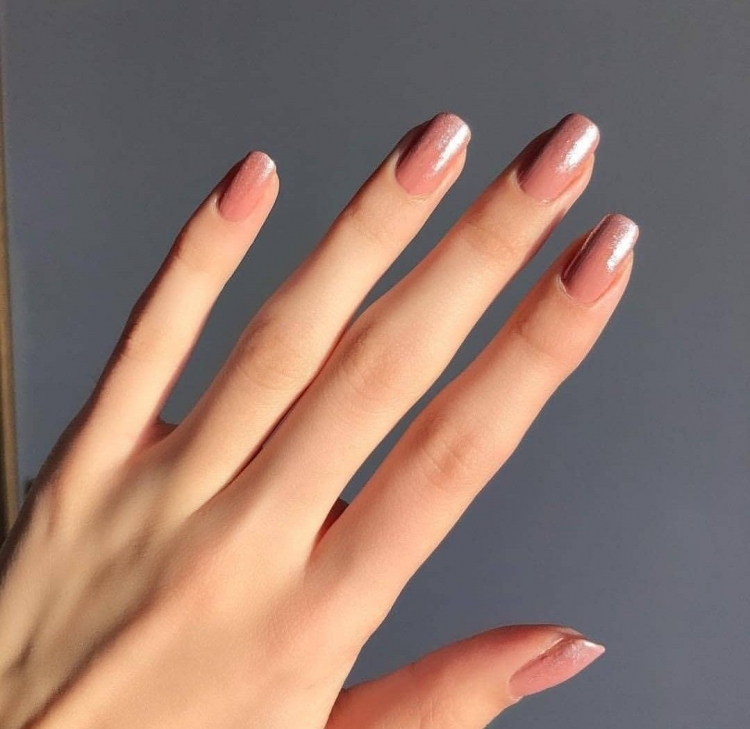 Накладные ногти длинные