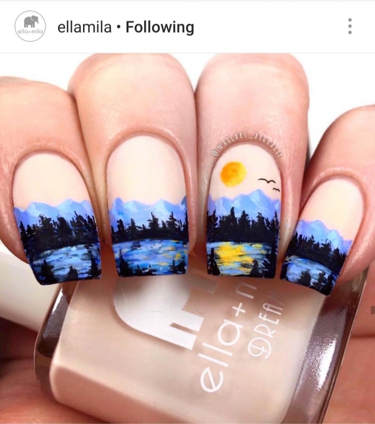 Маникюр с горным пейзажем