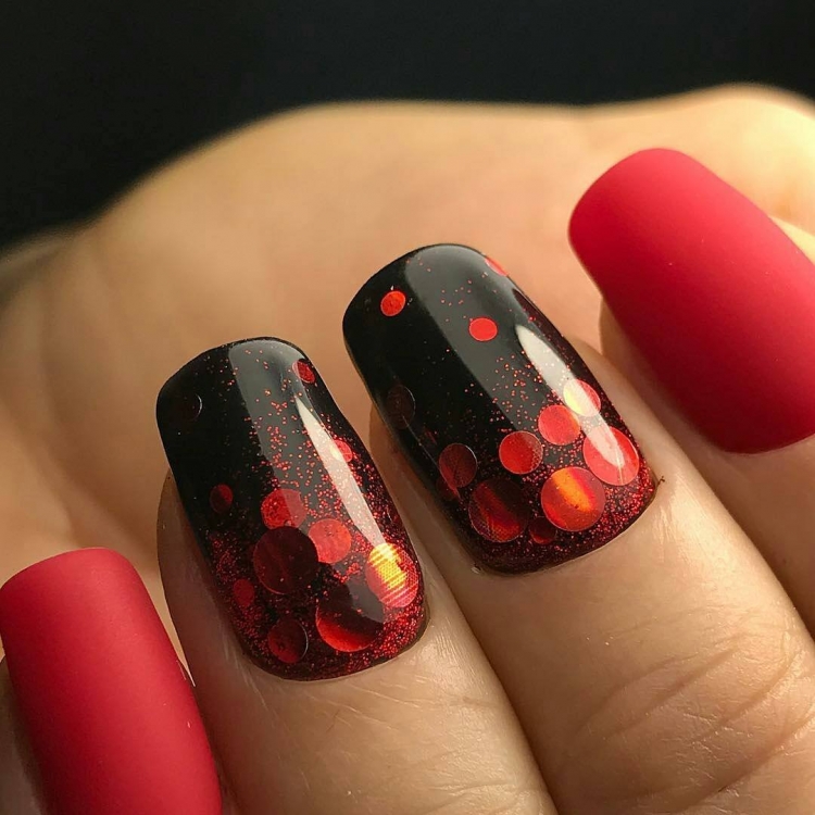 Маникюр на короткие ногти крвсефй