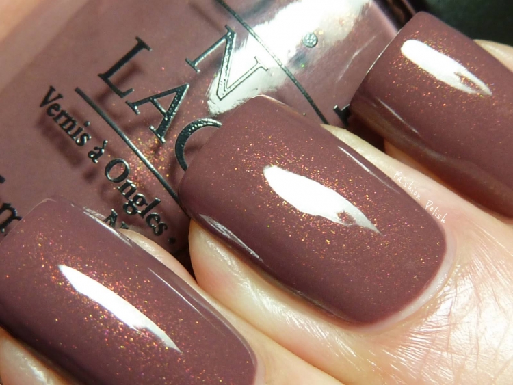 Лак Essie коричневый