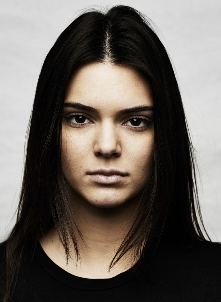 Kendall Jenner фото