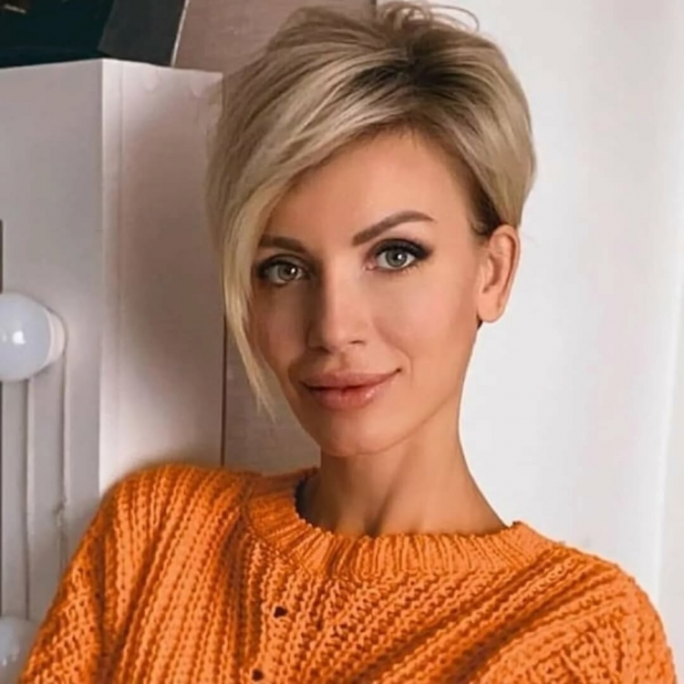 Татьяна Лавски стилист