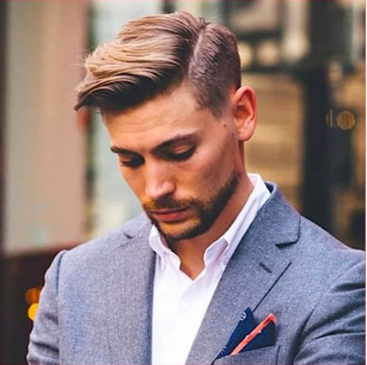 Quiff стрижка мужская короткая