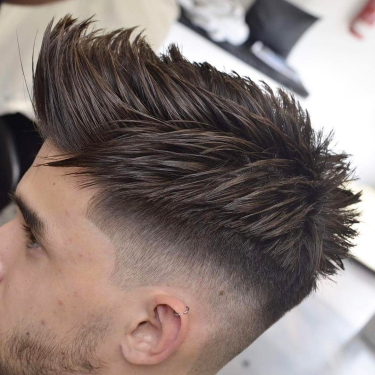 Spiky hair Лазарев