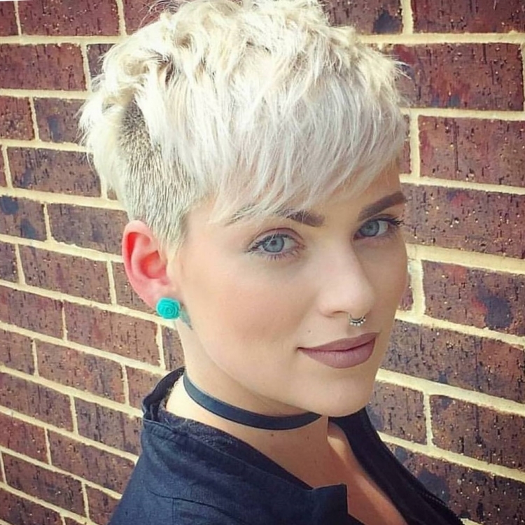 Стрижки Pixie Cut короткие