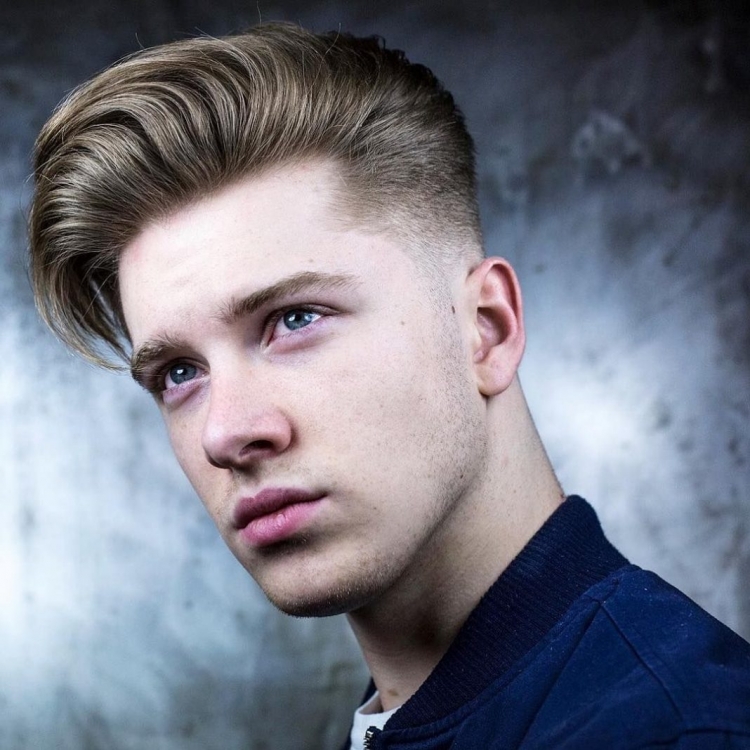 Quiff стрижка мужская