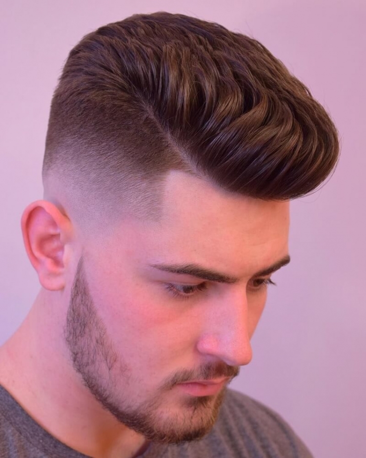 Quiff стрижка мужская