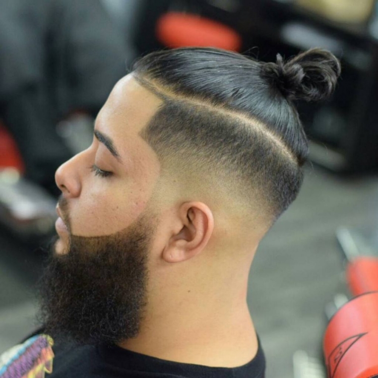 Стрижка Top Knot