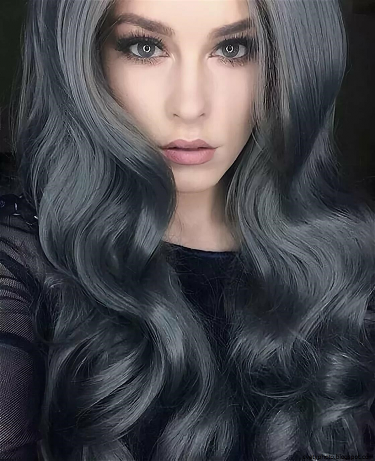 Manic Panic Blue Steel на волосах