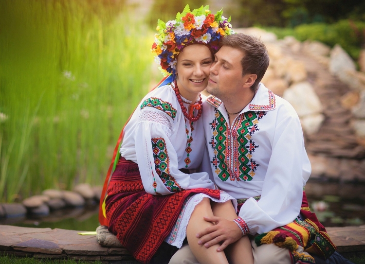 Украинская свадьба в национальных костюмах
