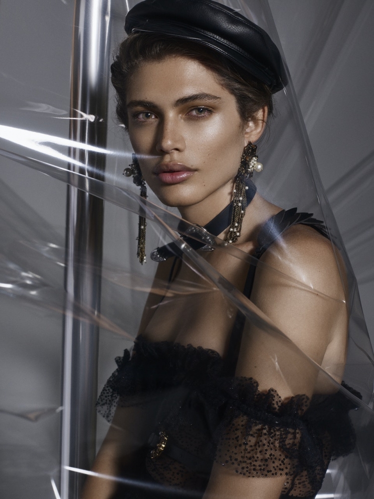 Валентина Сампайо (Valentina Sampaio)