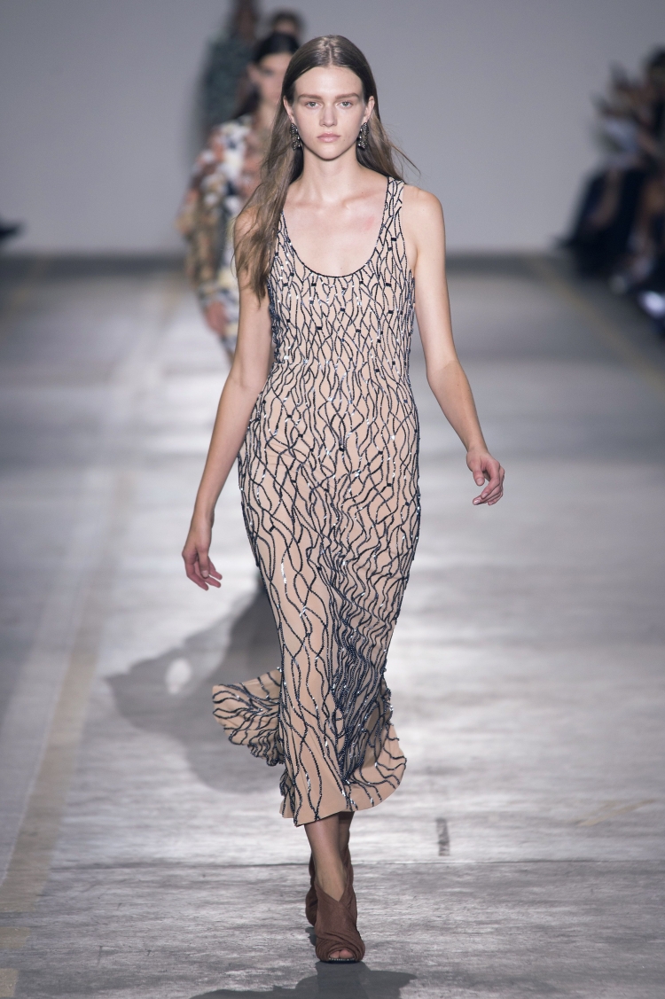 Роберто Кавалли Circus Runway