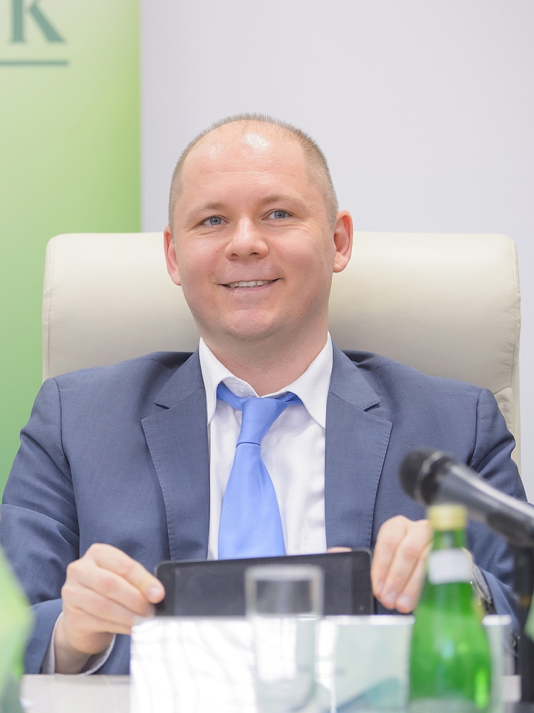 Шаров Андрей Владимирович Сбербанк