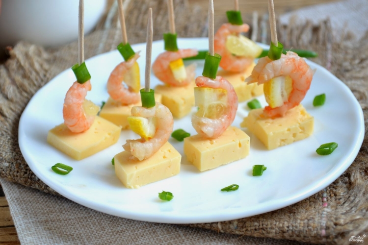 Канапе с креветками