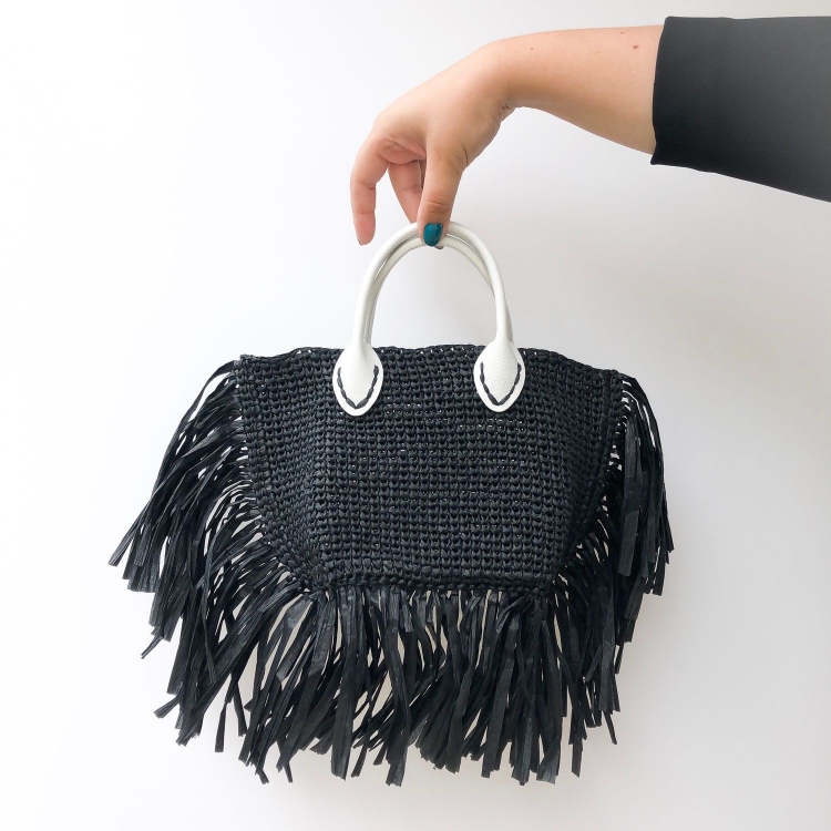 Сумка Loewe с бахромой
