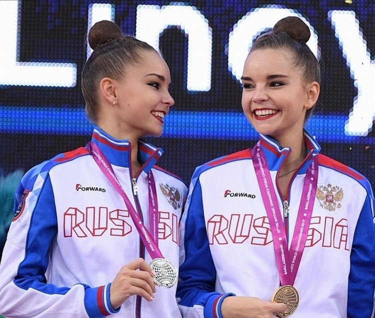 Аверина Дина и Арина