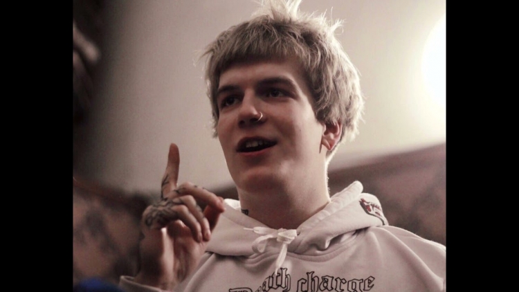 Soda Luv певец