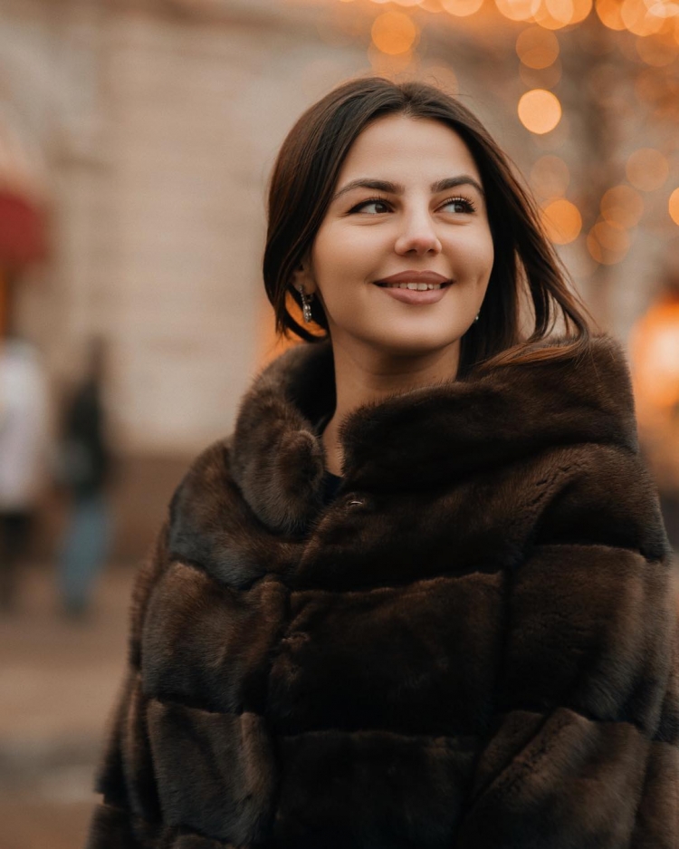 Стрижка Ани Варданян