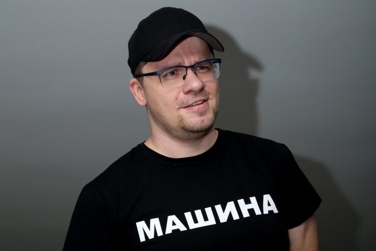 Гарик бульдог Харламов 2020