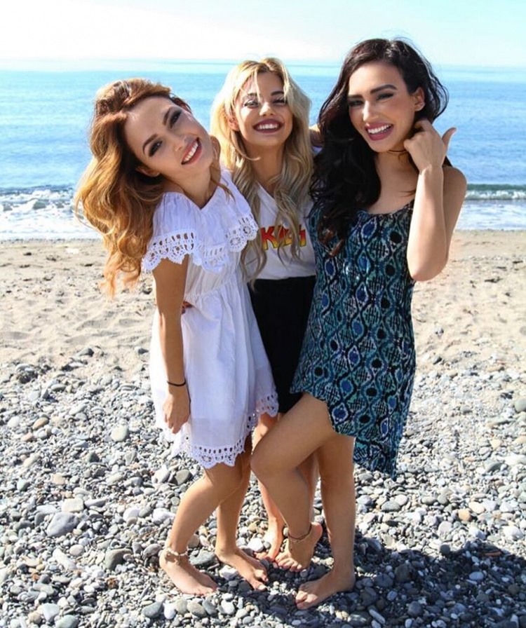 Группа SEREBRO
