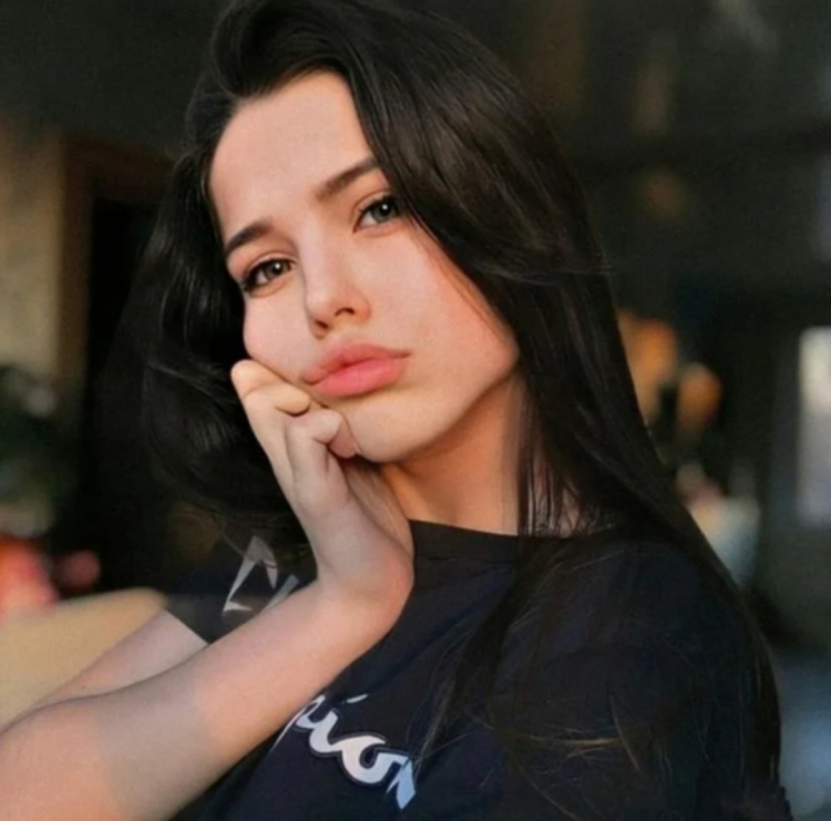 Юлия гаврилина тик ток
