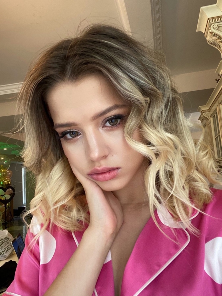 Юля гаврилина 2021