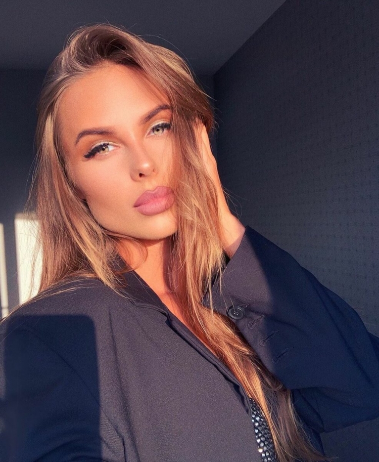Анна Владимировна Ханна
