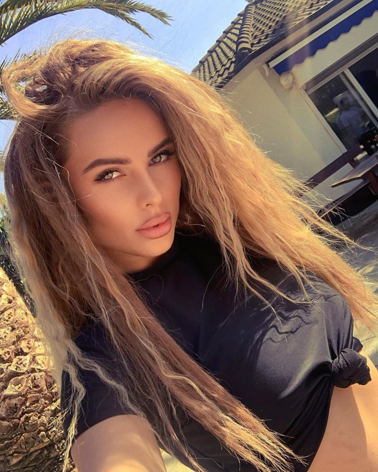 Hanna певица