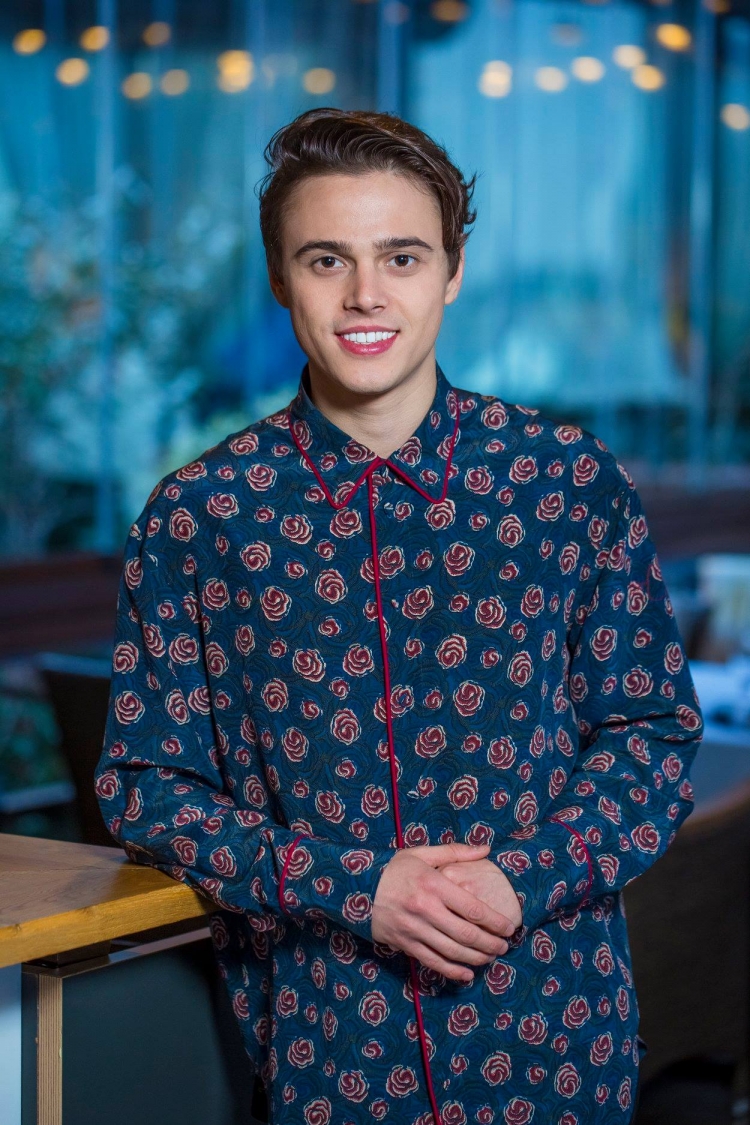 Никита Алексеев певец