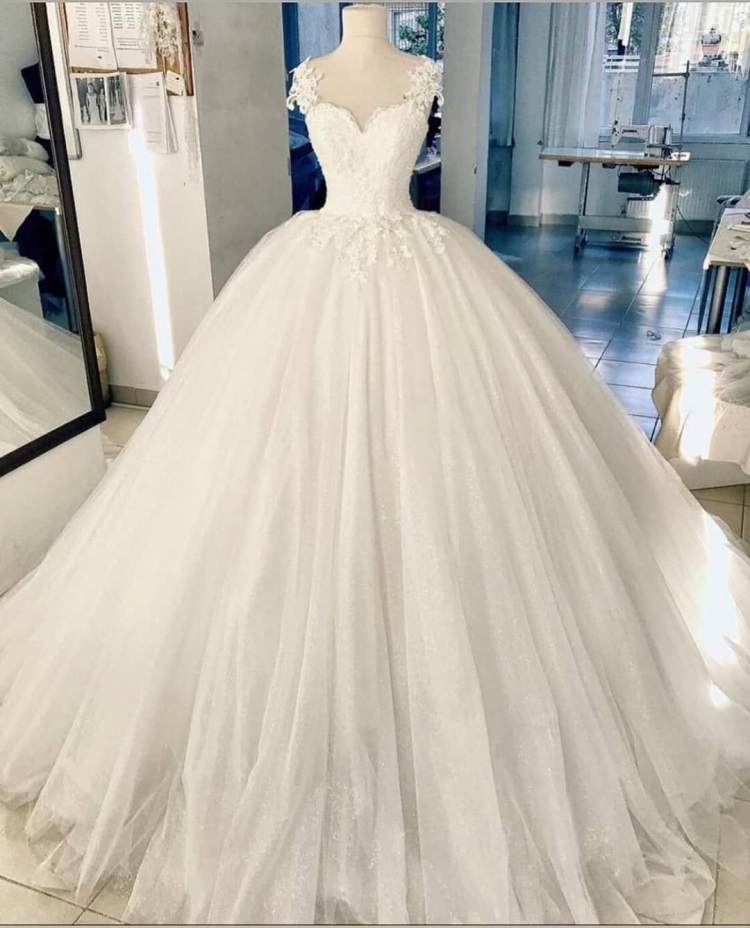 Платье Queen Bridal