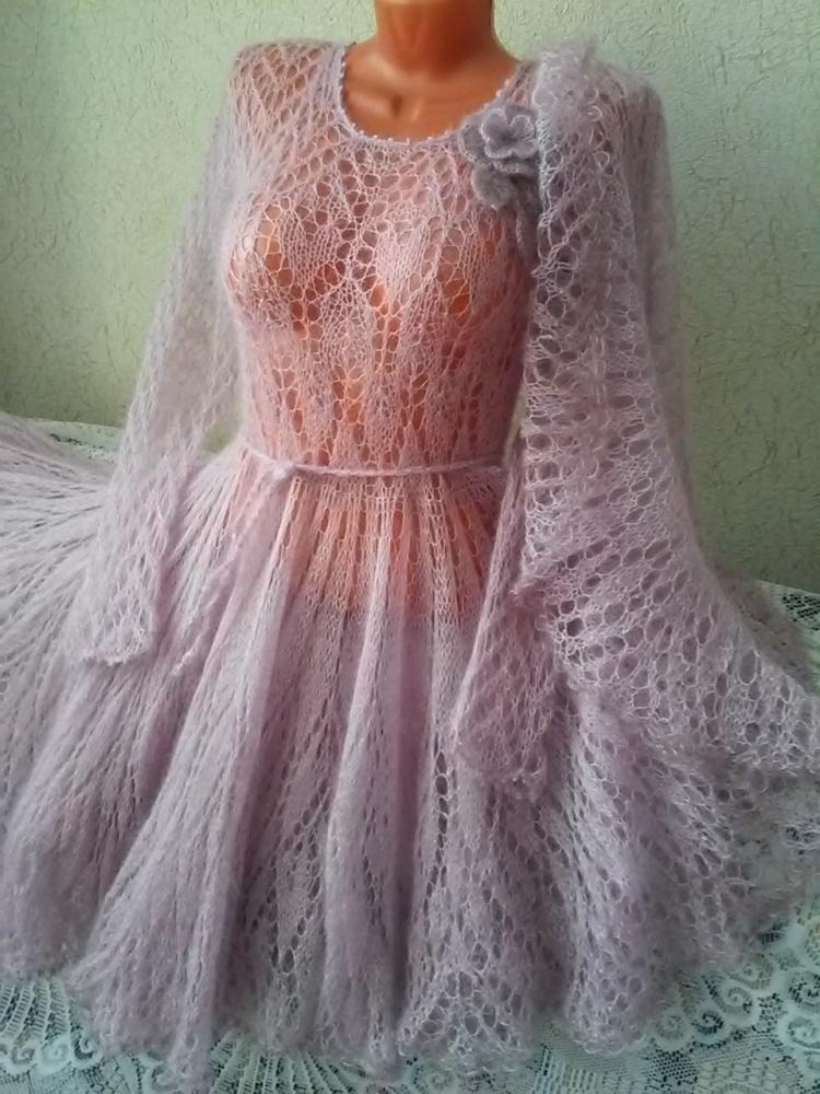 Вязаные мохеровые платья